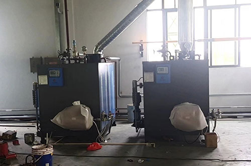 2台SZS0.5-0.7-Q燃气免报检D级锅炉